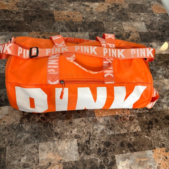 PINK Victoria's Secret Bold Orange Duffel Bag - Picture 5 of 7